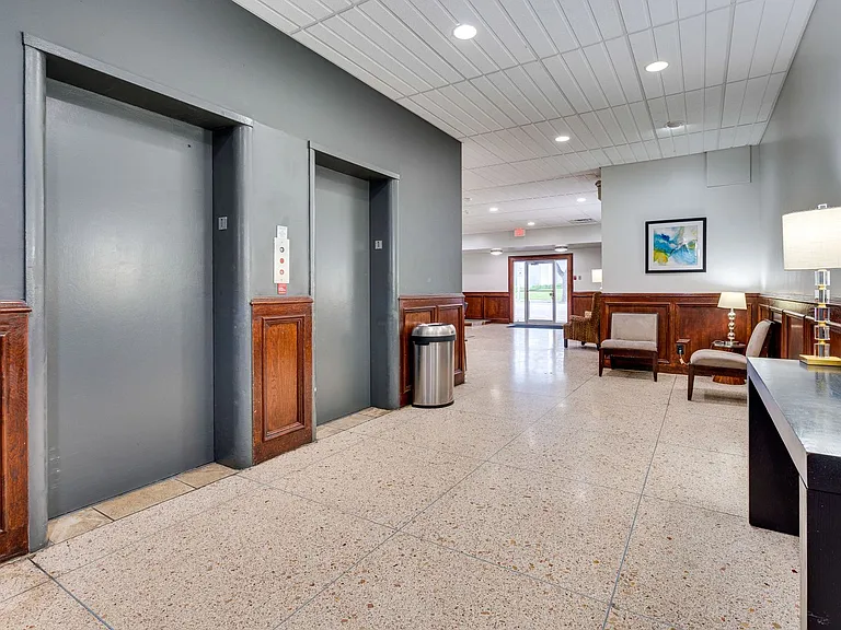 1800 Lavaca St #214 — Photo 12