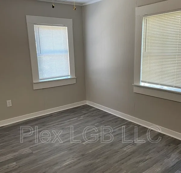 1 Union Ct — Photo 4