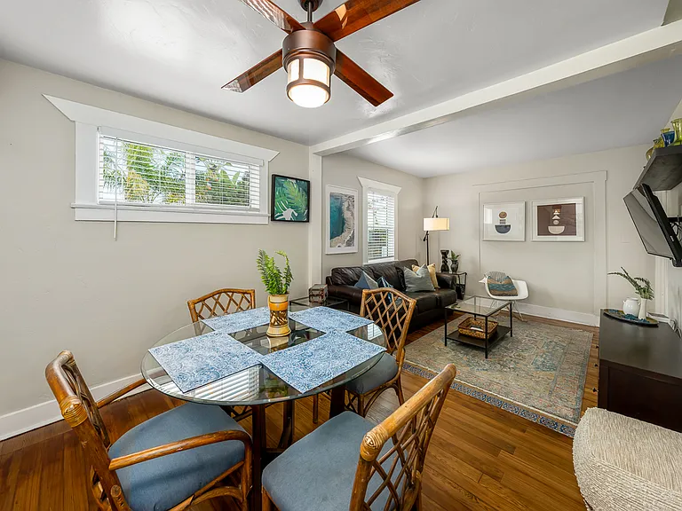 2631 1/2 Collier Ave — Photo 2