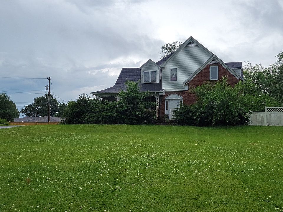 1st image of 1520 College Dr