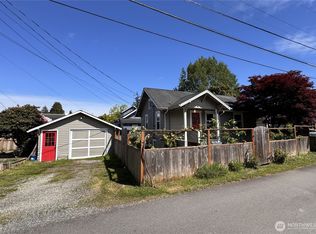 1022 Rockefeller Ave, Everett, WA 98201