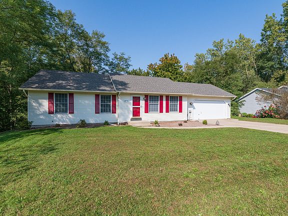 2nd image of 4770 Briarhill Dr