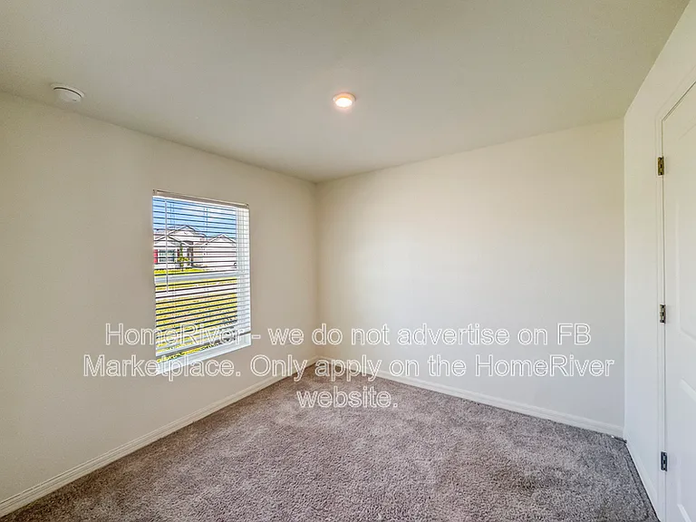 212 NW 1st St — Photo 15