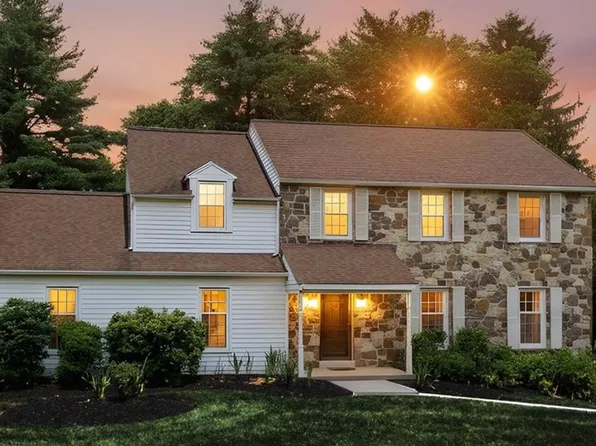 13 Anthony Dr, Malvern, PA 19355