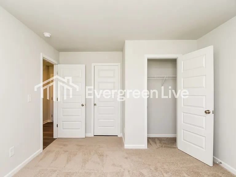 548 Hodge Rd — Photo 12