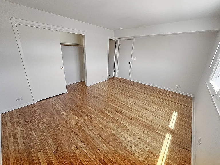 1100 Church — Photo 19