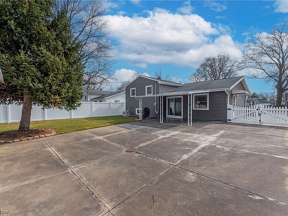 5th image of 23922 Delmere Dr