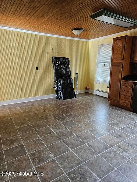 3rd image of 1226 Middle Road