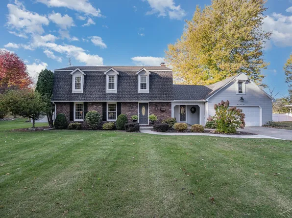1128 W Walnut St, Saint Charles, MI 48655