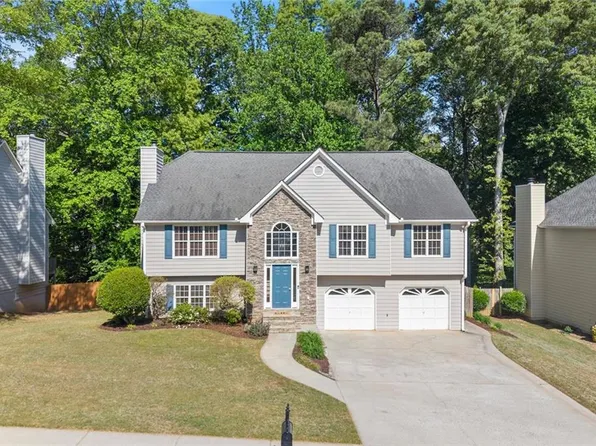 2056 Township Dr, Woodstock, GA 30189