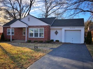 1453 Lanvale Dr, Saint Louis, MO 63119