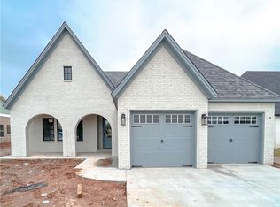 3632 Monument Dr, Edmond, OK 73034