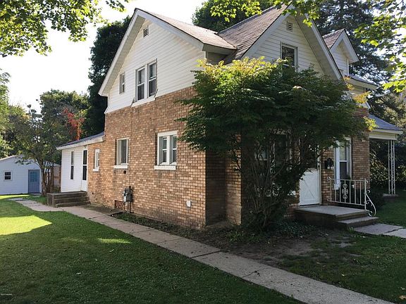 3rd image of 319 S Stewart Ave