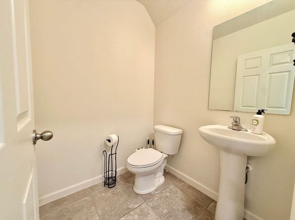 259 Forest Trace Cir