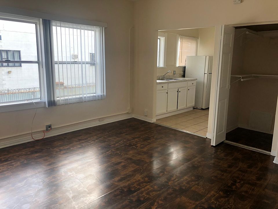 1st image of 3846 S Grand Ave APT 21