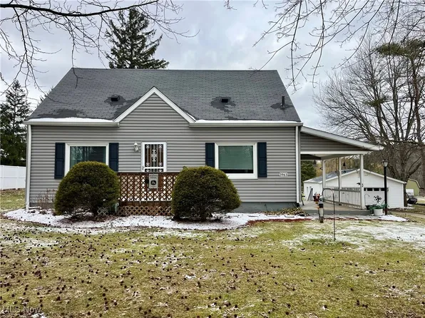 3963 Wadsworth Rd, Barberton, OH 44203