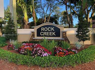 2581 Garden Ct, Hollywood, FL 33026