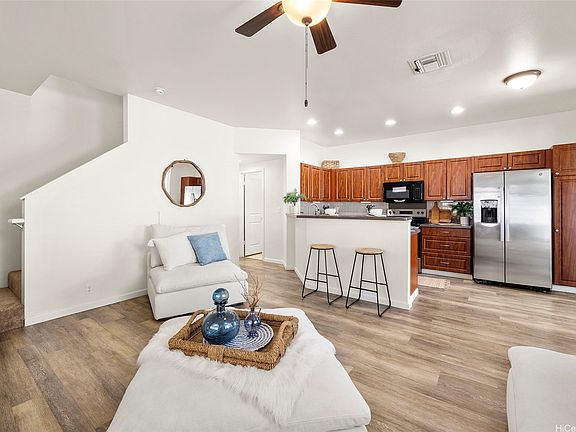 3rd image of 91-1001 Keaunui Dr Unit 459