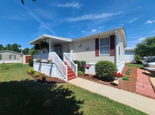 915 Bel Air Blvd, Hampton, GA 30228