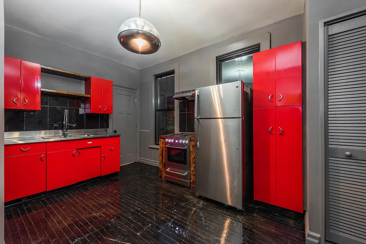 Building Photo - 1518 W Cullerton St #3R