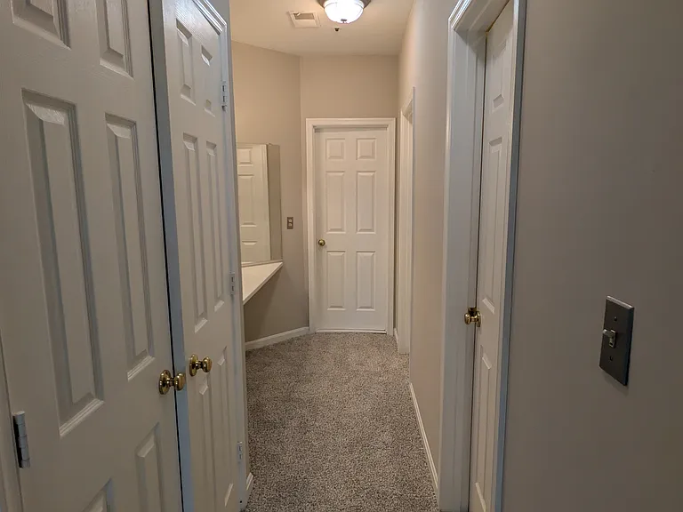 332 Overlook Dr — Photo 42
