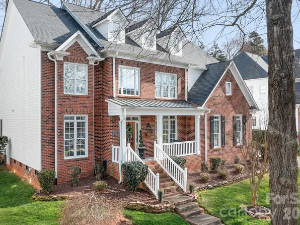 16116 Hallaton Dr, Huntersville, NC 28078