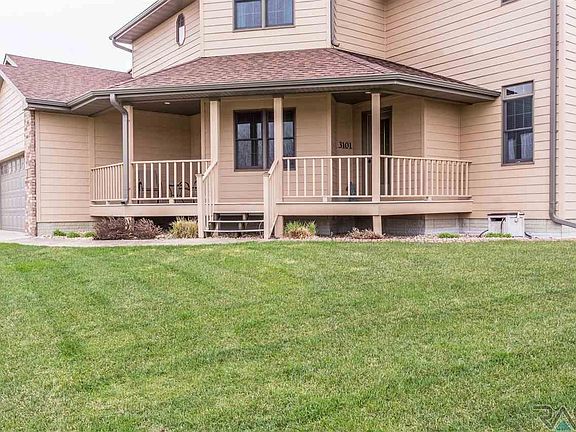 2nd image of 3101 W Auburn Hills Ct