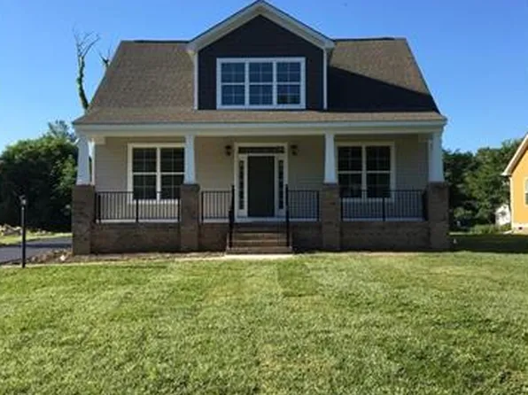 1913 Sharbel Cir, Glen Allen, VA 23059