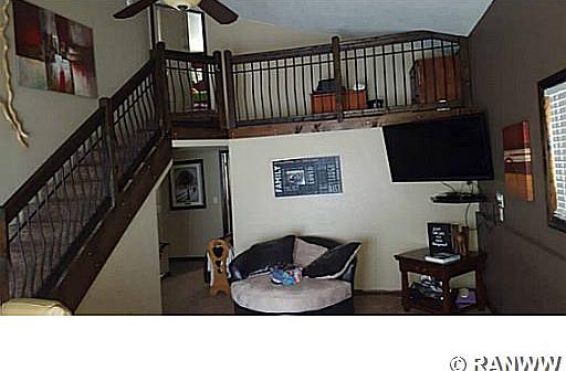 3rd image of 18775 Hwy Q