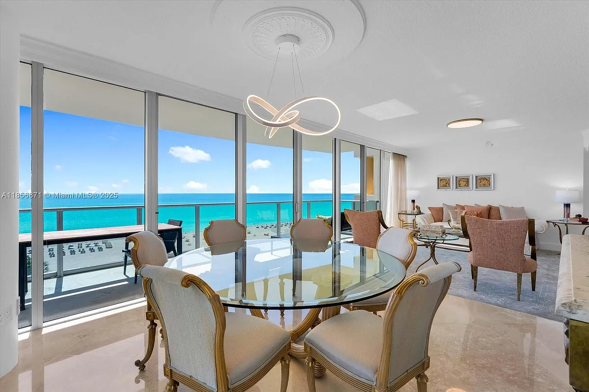 Building Photo - 1455 Ocean Dr #909