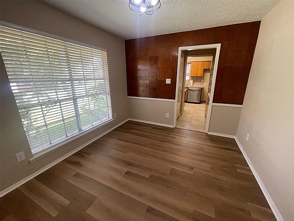 2nd image of 11326 Sagemeadow Ln
