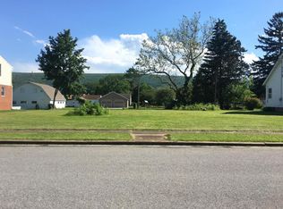 1112 Mulberry St, Montoursville, PA 17754