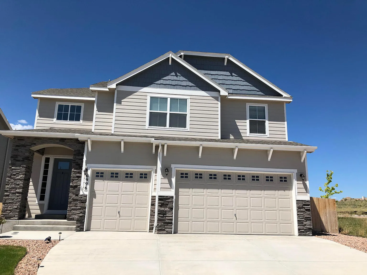 5 bed, 3.5 bath, 3300 sqft, $3,000 — Photo 1