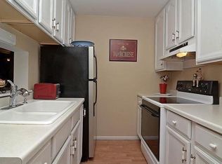 380 Ramsey St #5B, Saint Paul, MN 55102