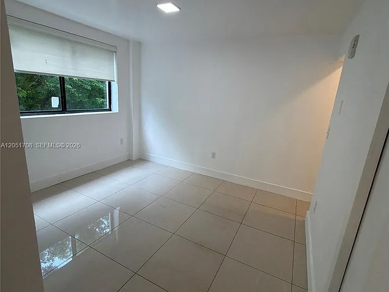 829 SW 18th Ave #211 — Photo 7