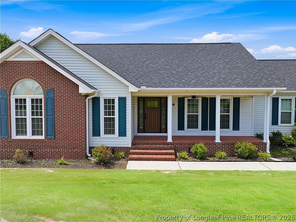 1st image of 44 Oak Hill Dr
