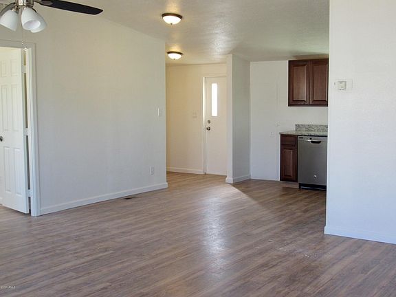 5th image of 19069 W Palm Ave