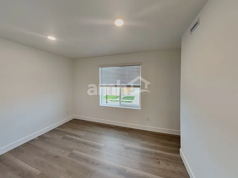 10003 Abilene Ct — Photo 12