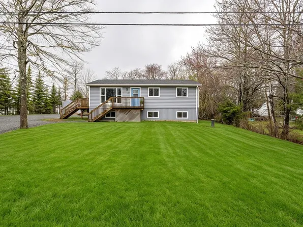 29 Mill Rd, Mount Uniacke, NS B0N 1Z0