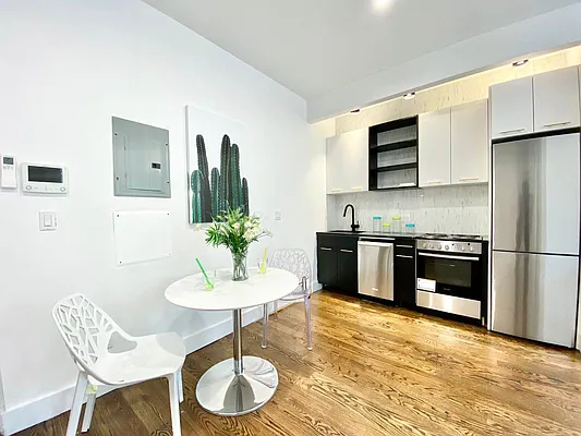 Rented by Doorway NYC, LLC | media 7