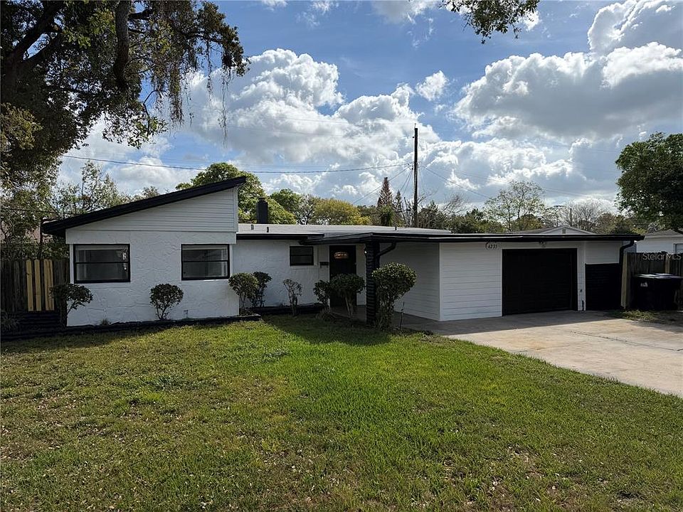 1st image of 4235 Edgewater Dr