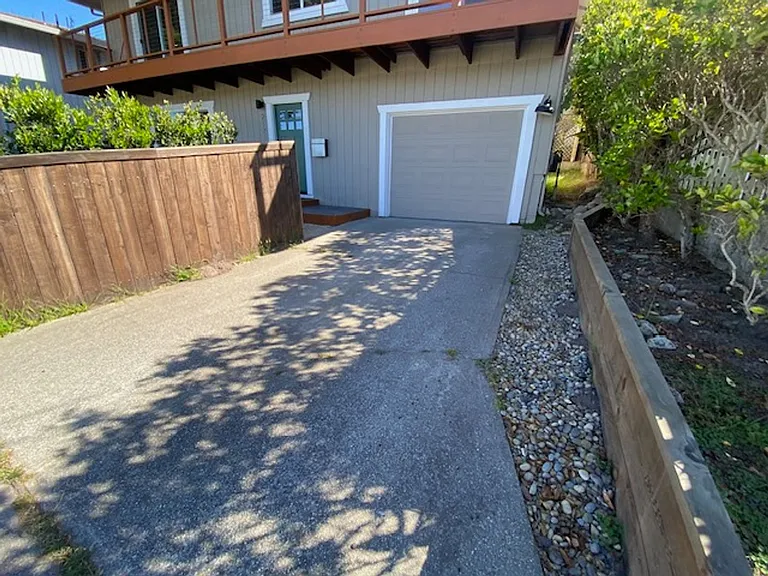 2121 David Ave — Photo 48