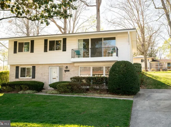 13820 Arctic Ave, Rockville, MD 20853