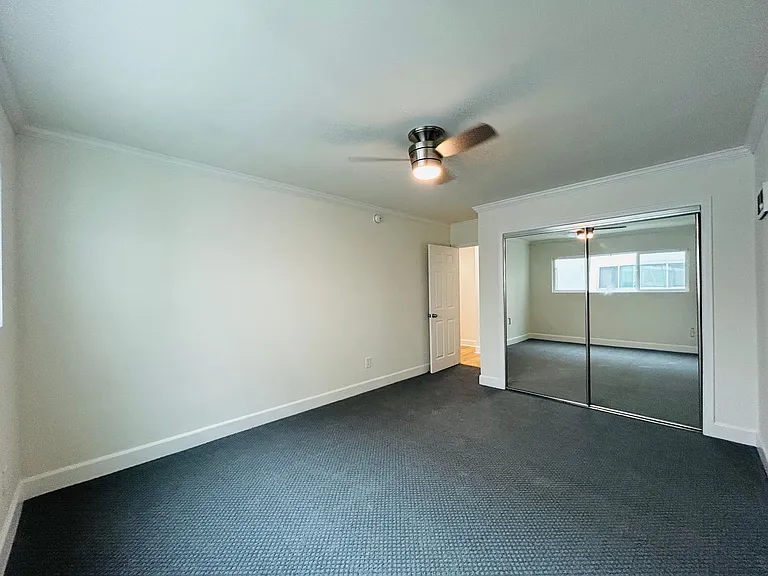 1827 Veteran Ave — Photo 18