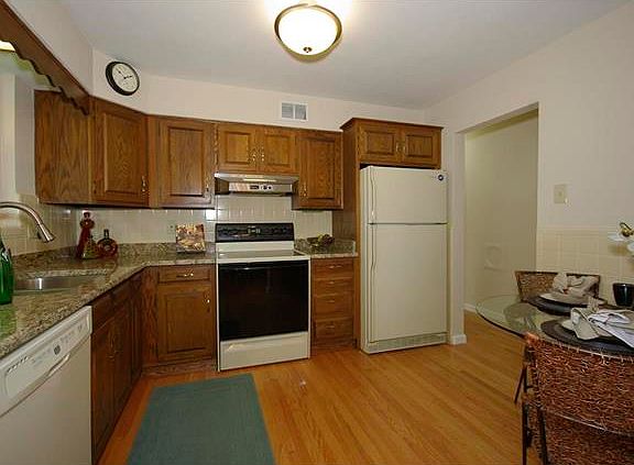 5th image of 540 Kinswood Ln