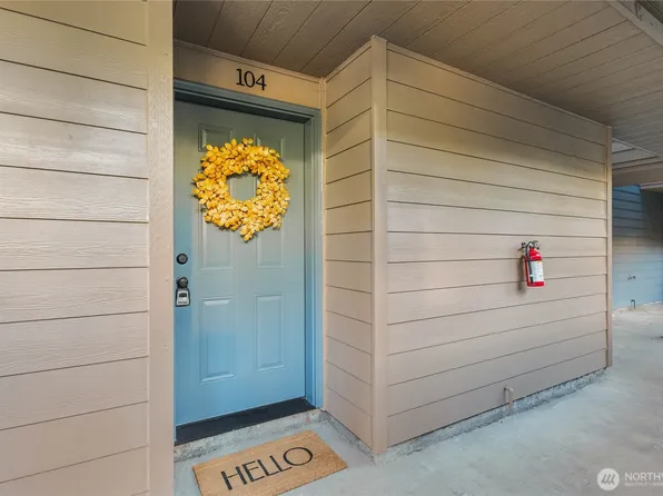 12600 57th Avenue S #B104, Seattle, WA 98178