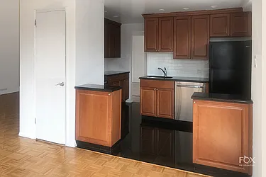 Rented by Fox Residential Group