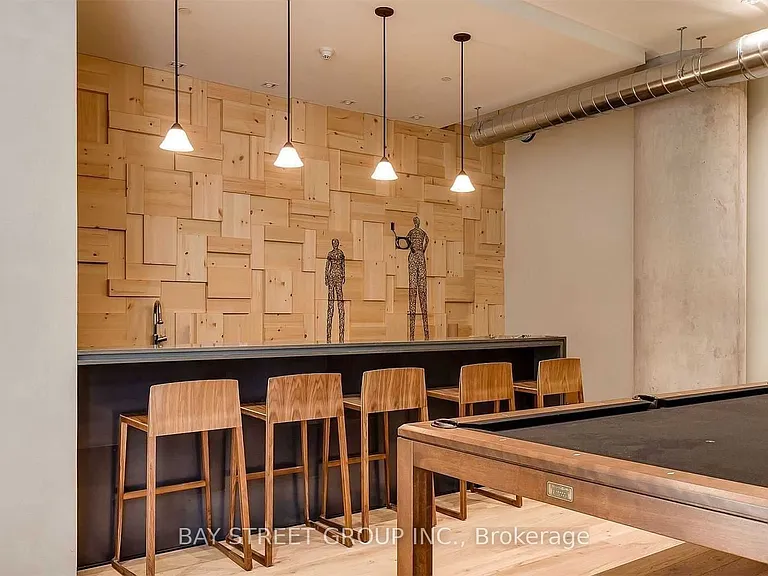 15 Grenville St #2103 — Photo 17