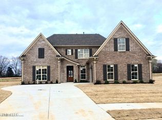 1567 Eden Loop Dr, Hernando, MS 38632