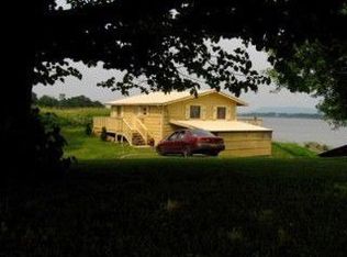 406 Bridge Rd, Crown Point, NY 12928